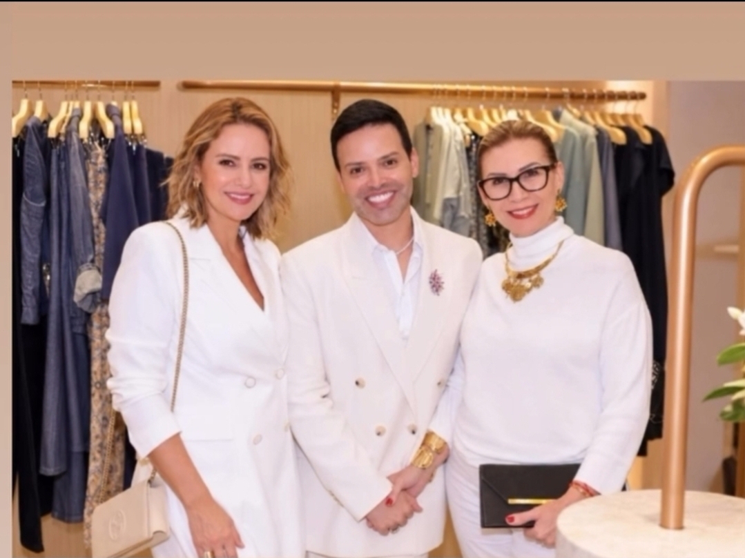 Amigas prestigiam os 38 anos da Fillity Brasil